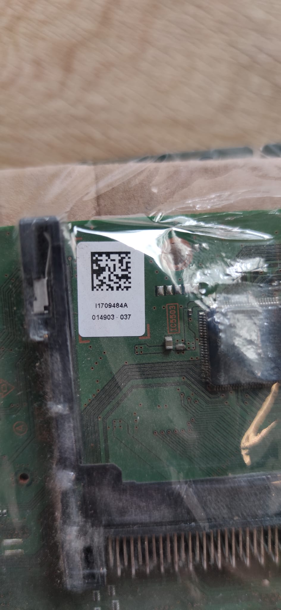 MAIN AV BOARD 1-878-999-21 (ENG37E10KF) I6001903A) - SONY