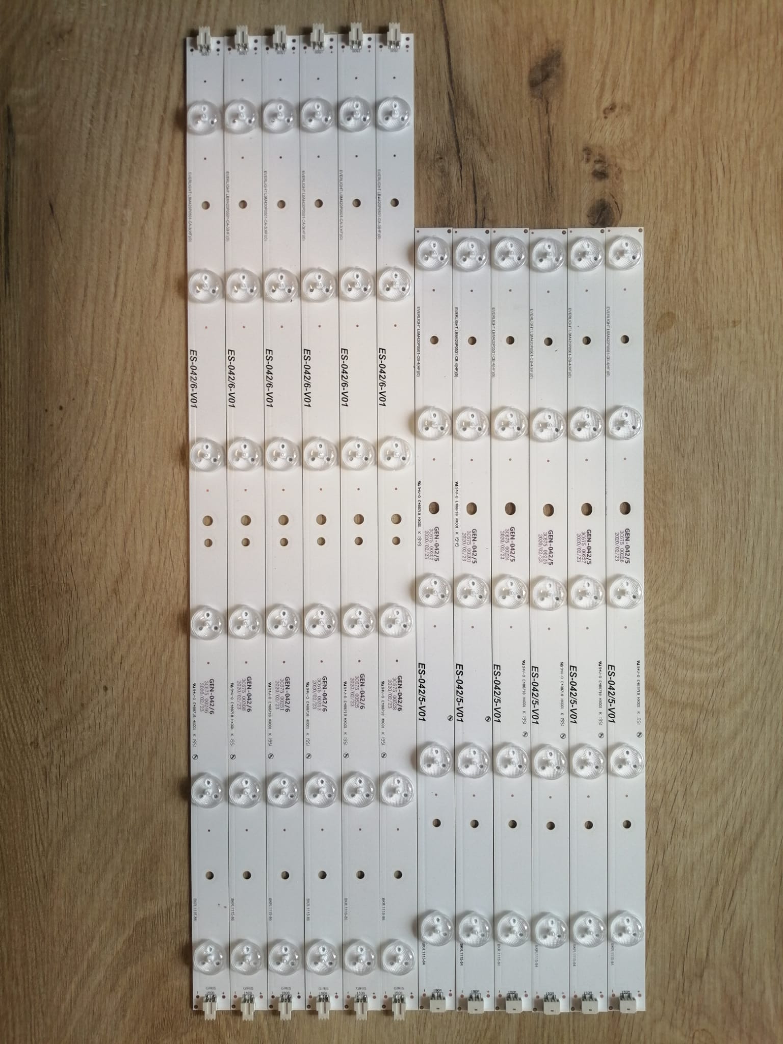 42PFL3208K 42PFL3018T 42PFL3008T