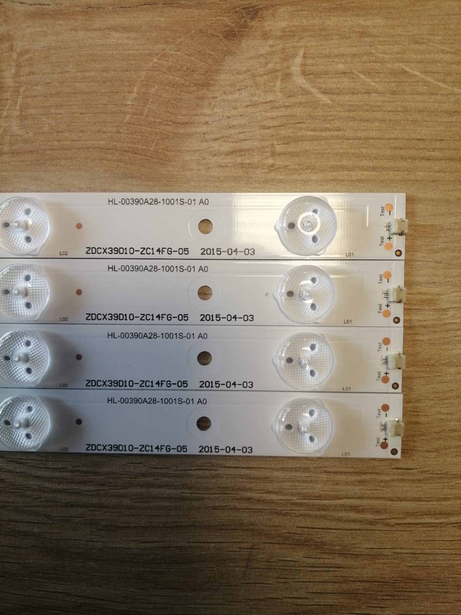  LE100S15FM  LE100N1HMD SN039LED07  039LSV59-AM A0 (77,9 CM)