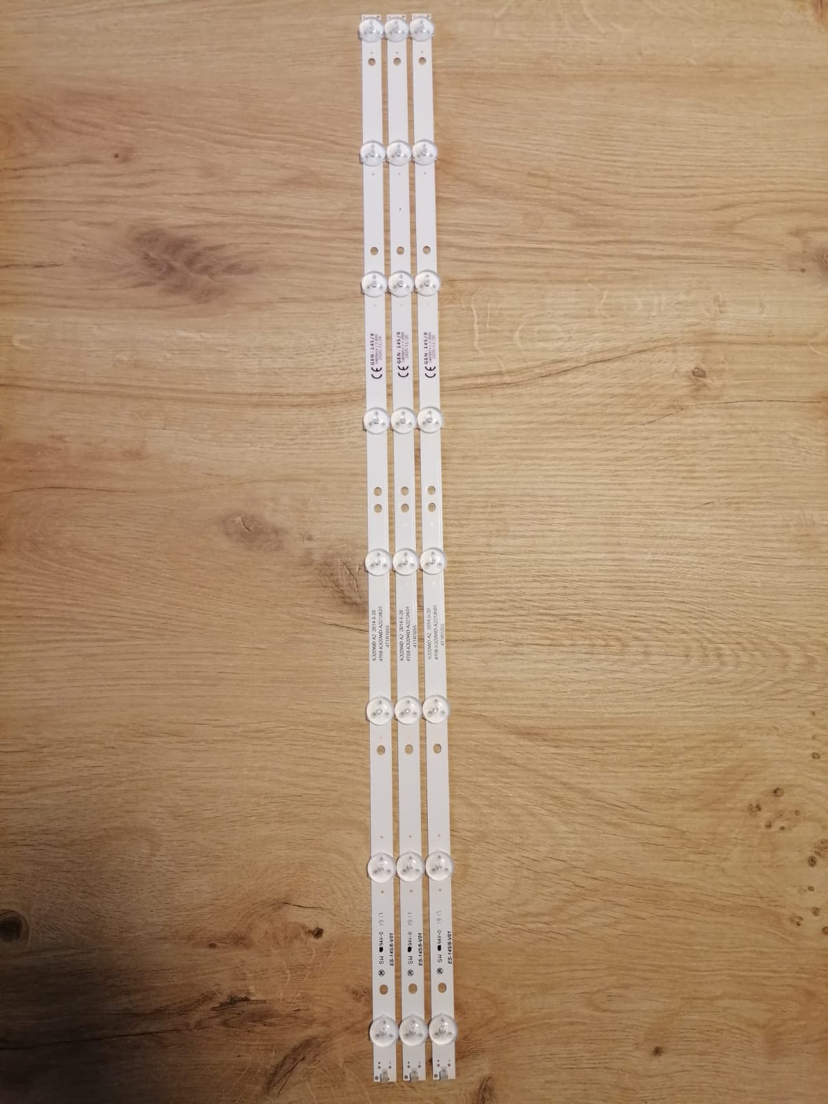 A2 4708-K320WD-A2213K01 32PFL3045 LE32D8800 D32KH1000 PR32B80