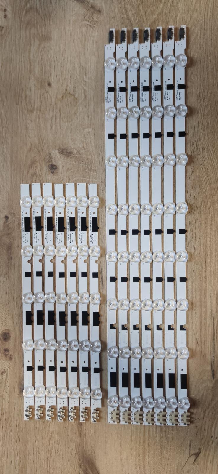UE40F6100 UE40F6500, UE40F6340, UE40F6800 D2GE-400SCB-R3 (52,3 CM)