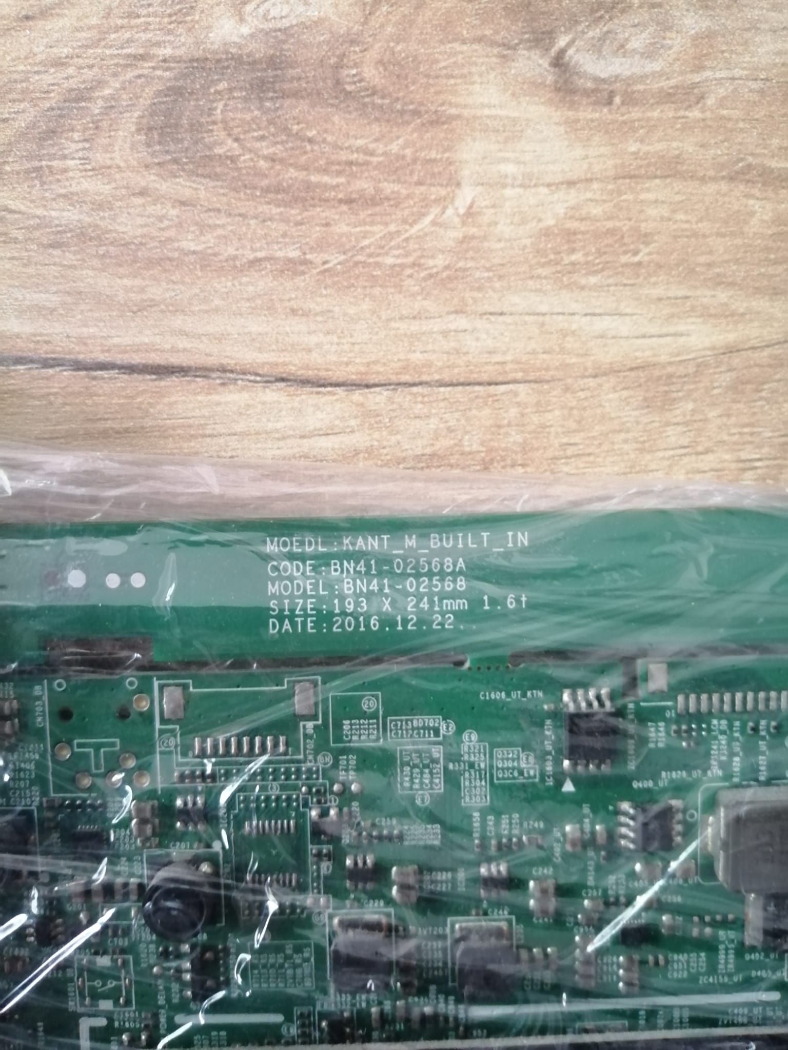UE49MU6500-6400