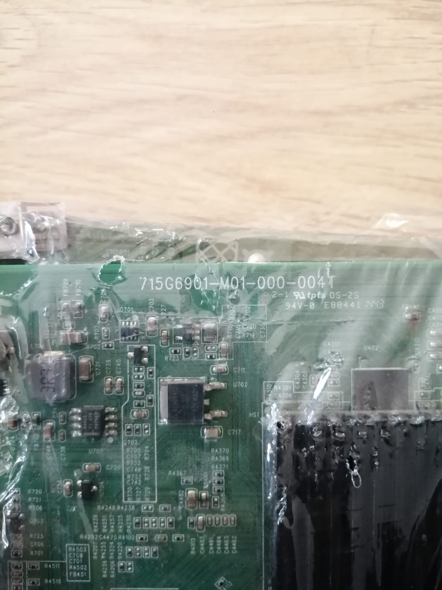 715G6901-M01-000-004T, ESC641001, XECB0NB12304SX, S1409186112, Philips 40PFK4009/12, TPT400LA-J6PE1