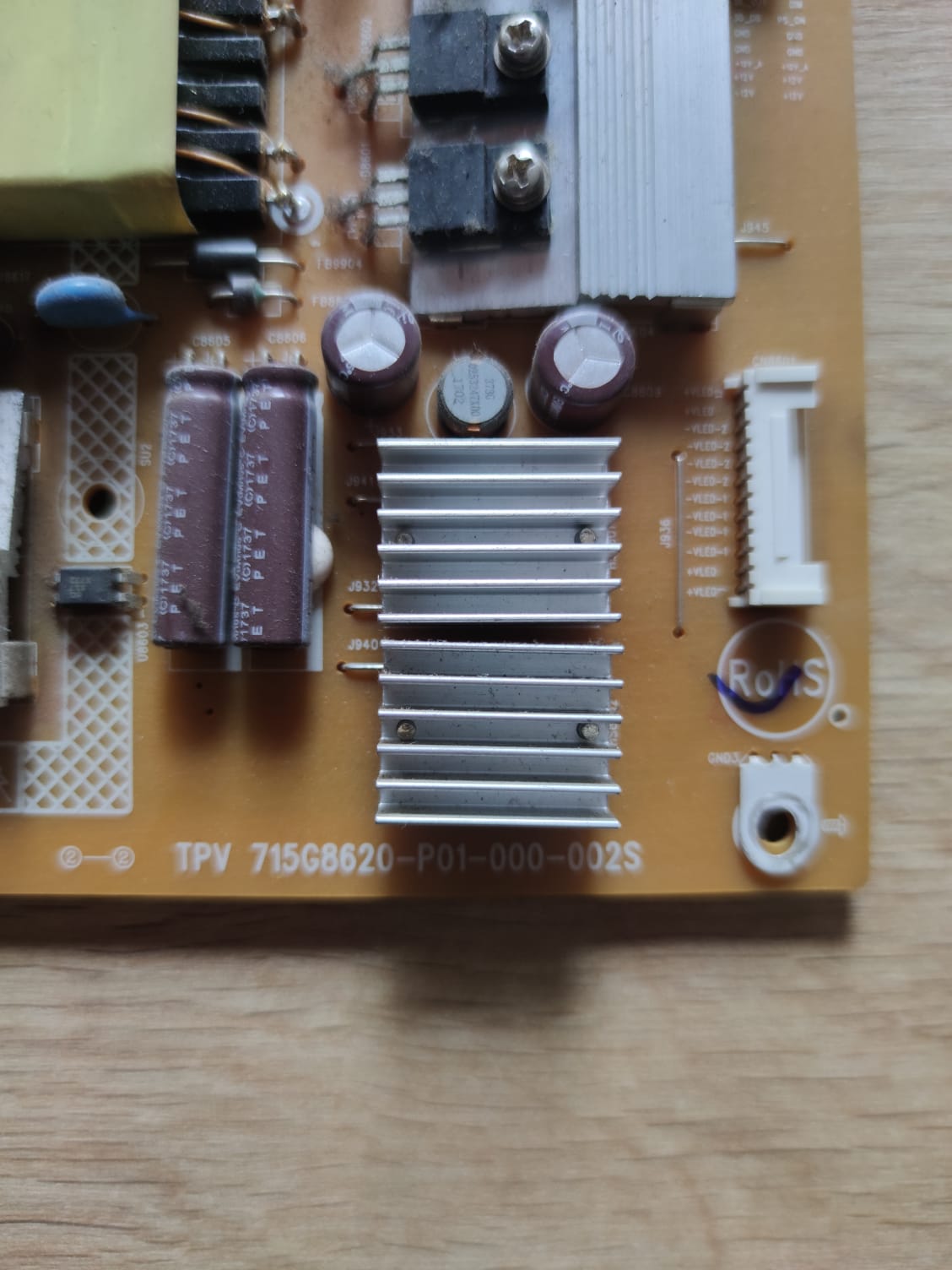 715g8620-p01-000-002s