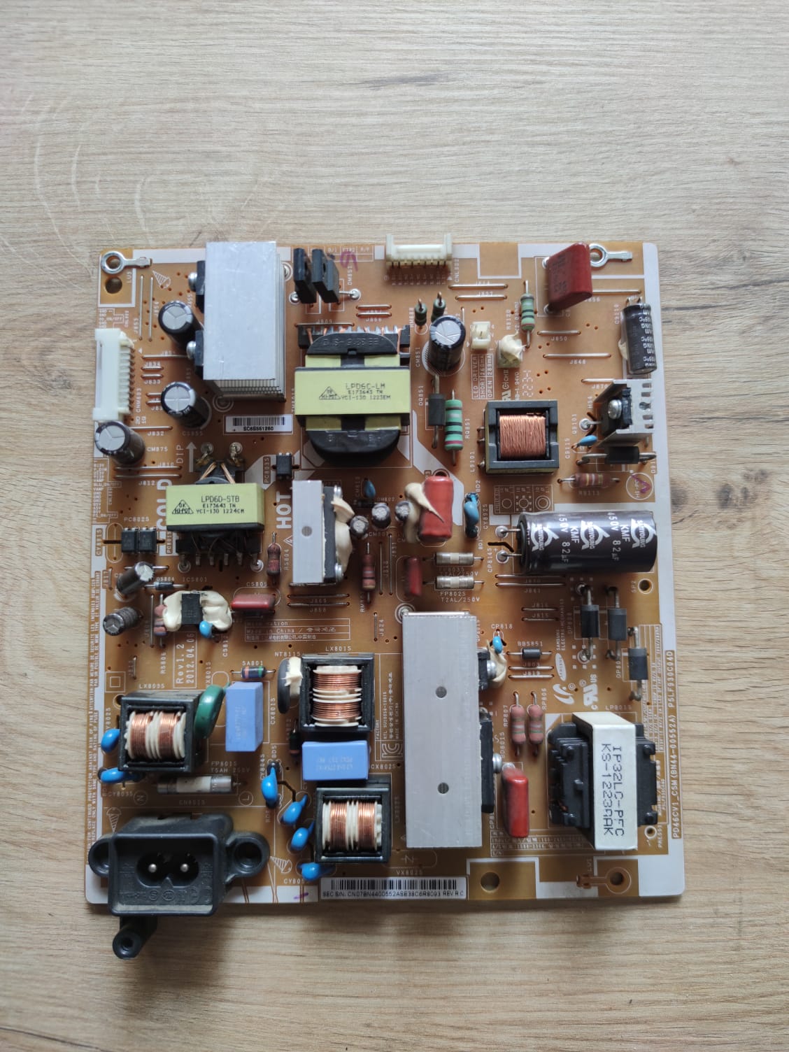 BN44-00552A , PSLF930C04D , PD46CV1_CSM , REV1.3 , UE46EH6070F , UE46EH6030F , UE40EH6030F , POWER BOARD , SAMSUNG BESLEME