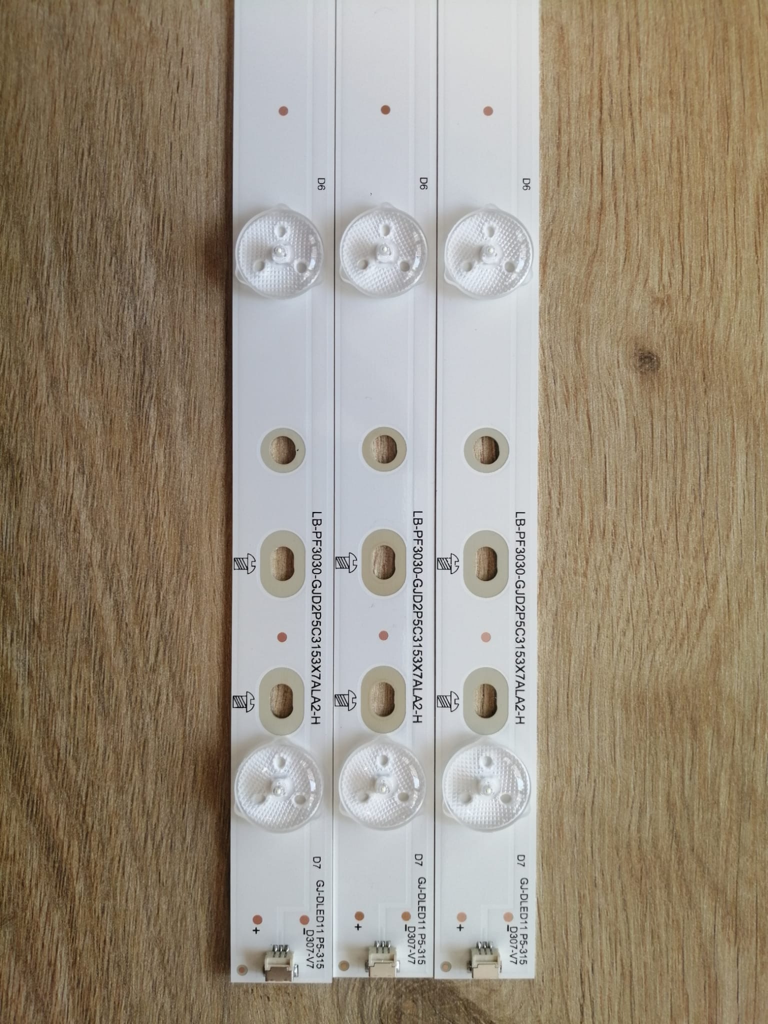 32PFK4309, 32PFK4100, 32PFK4101, 32PFK5300