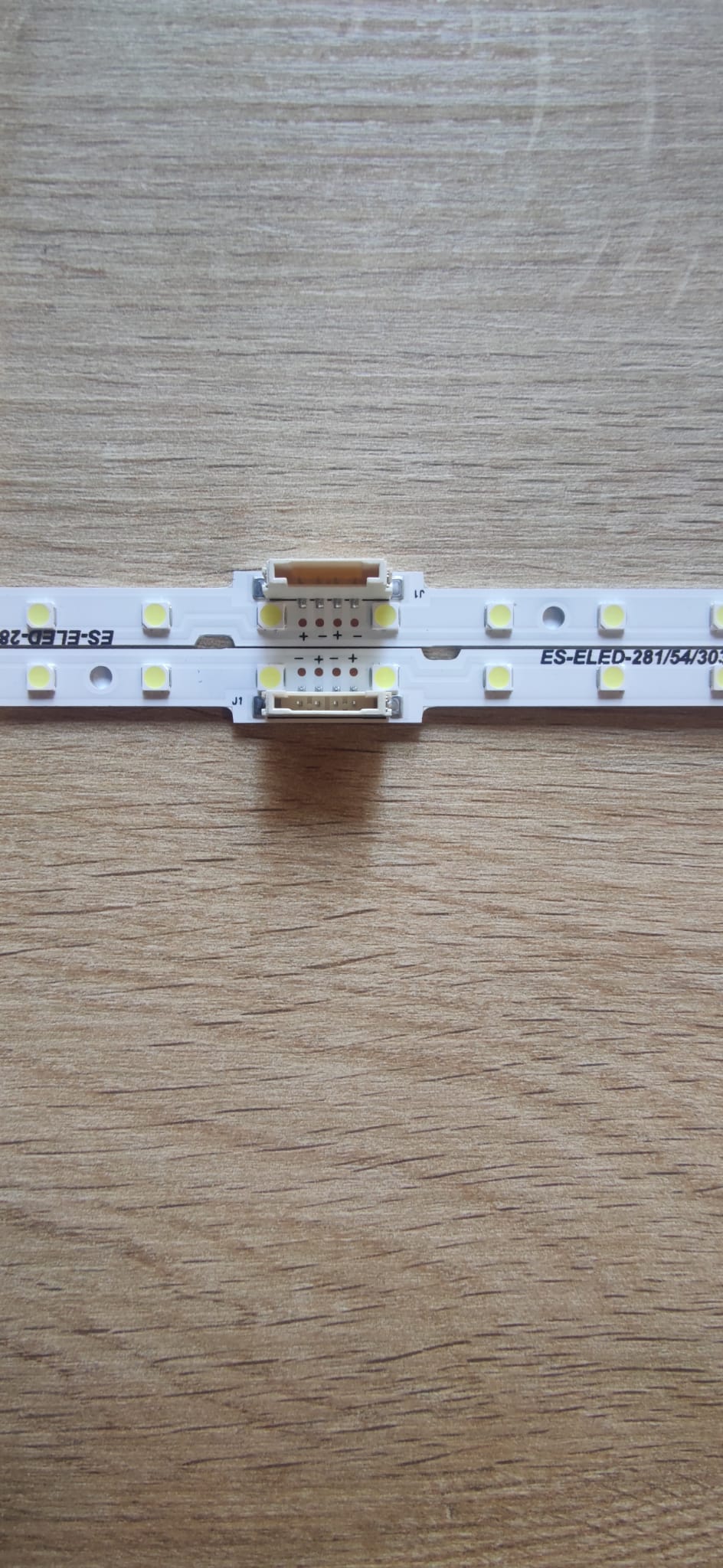 UE65NU7100U, UE65RU7090U, UE65RU7100U, UE65RU7300U,