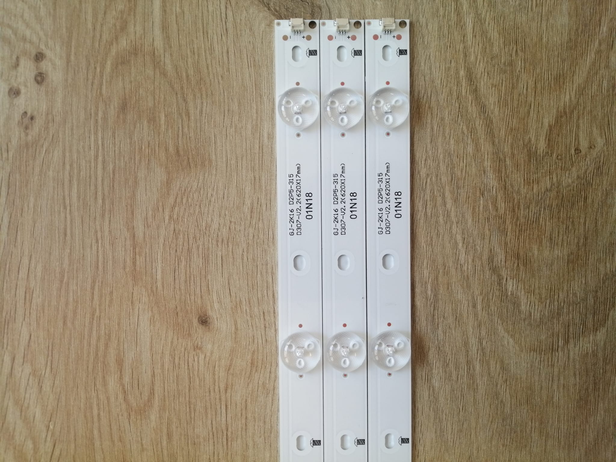 32PFK4101/12 ,32PHS5302 32PHK4201/12 ,32PHS4132 32PHS4131/12 , 32PFS4132/12 GJ-2K16 D2P5-315 D307-V2.2 32PFS4131
