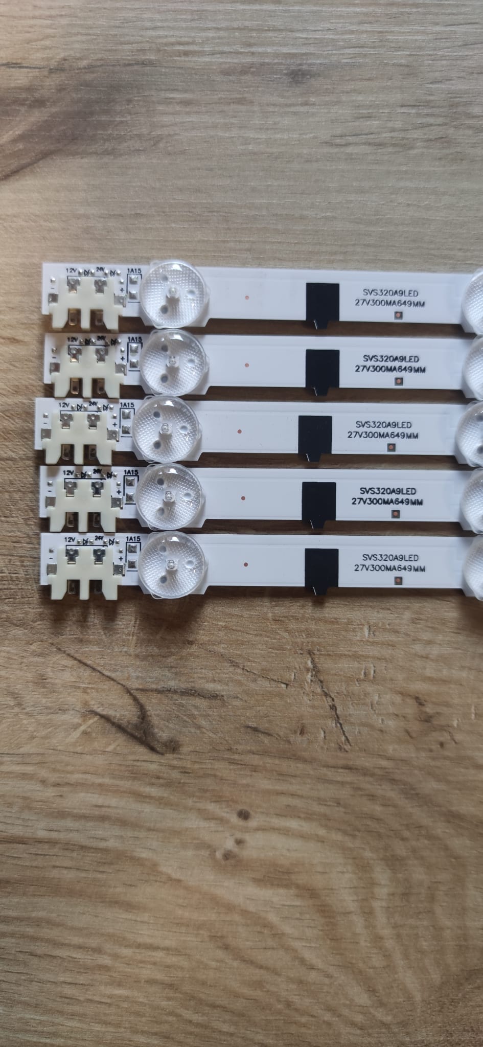 UE32F5070SSXTK, UE32F5070 D2GE-320SC0-R3  (65 CM)