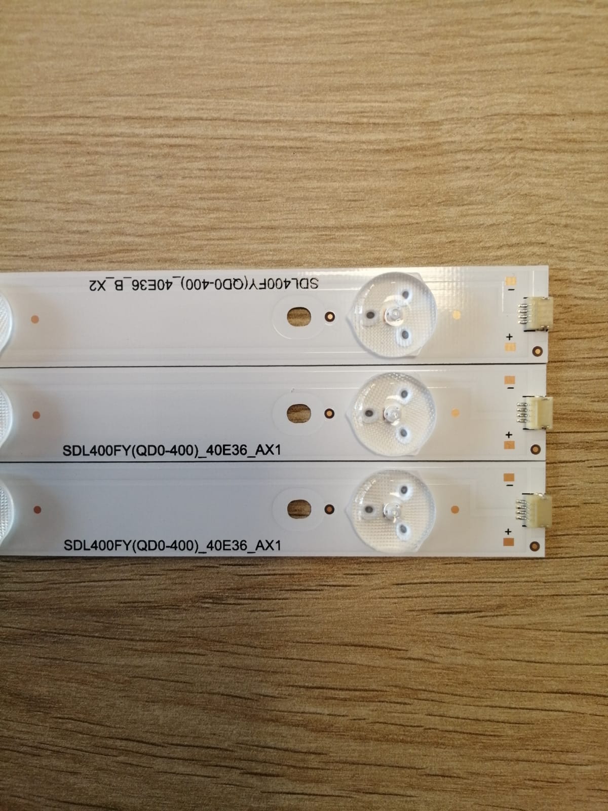 YE-4036  V400HJ6-PE1 SDL400FY(QD0-400)_40E36_A_X1