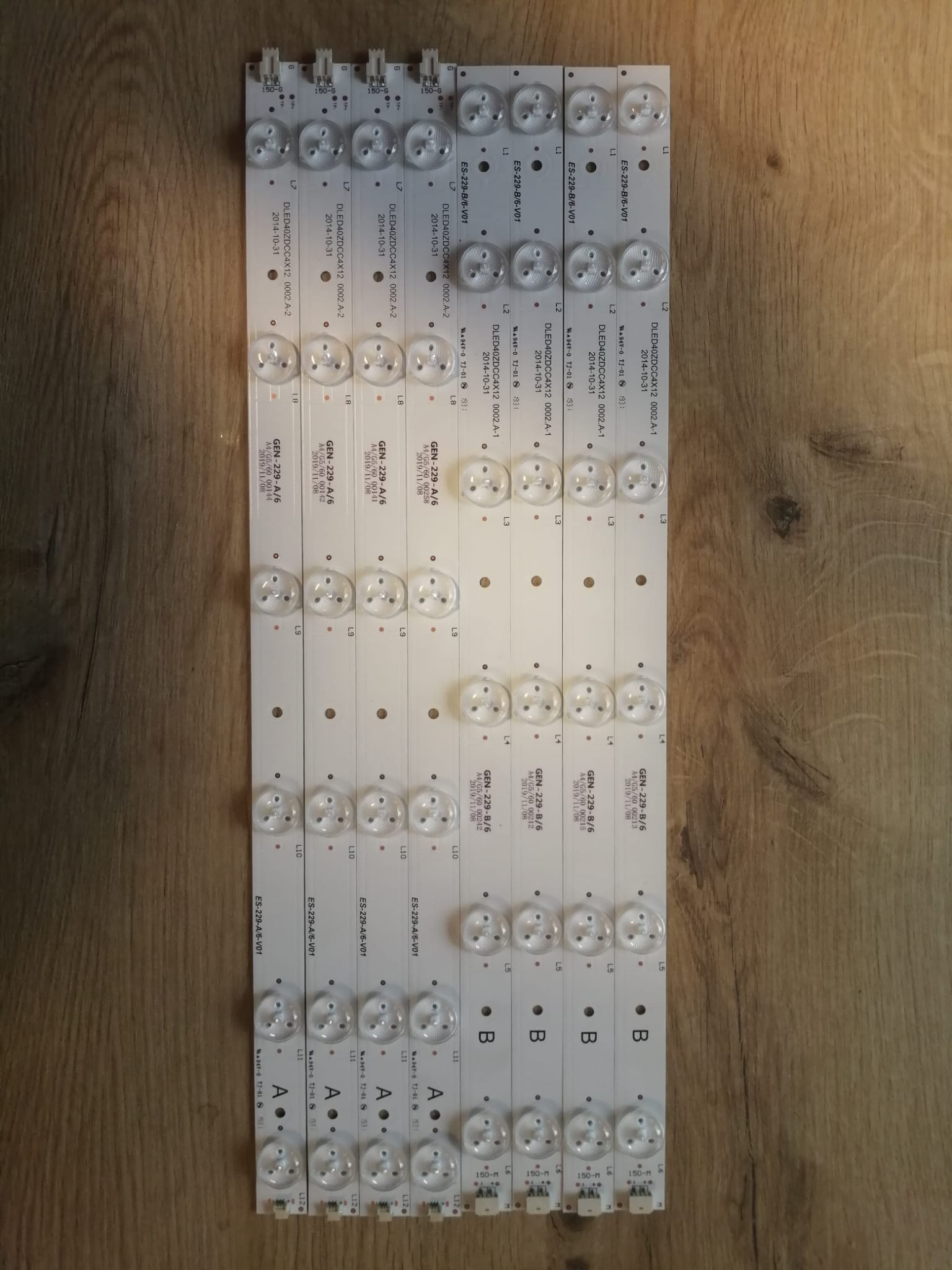 AWX40102 DLED40ZDCC4X12 0002.A-2, DLED40ZDCC4X12 0002.A DLED40ZDCC4X12 0002.A-1 (37,4 CM)